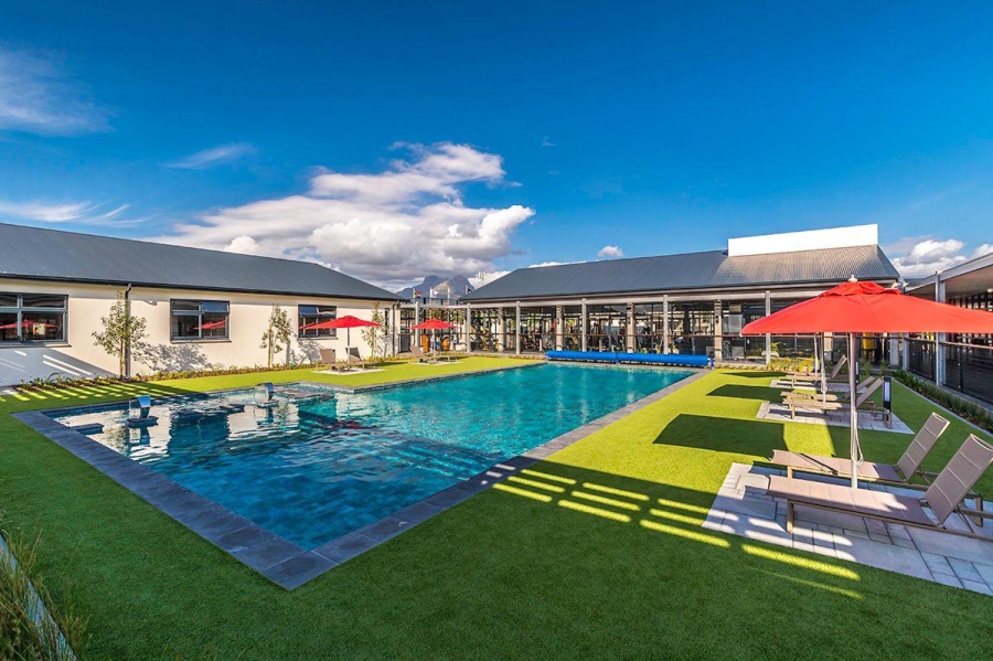 To Let 1 Bedroom Property for Rent in Somerset West Western Cape